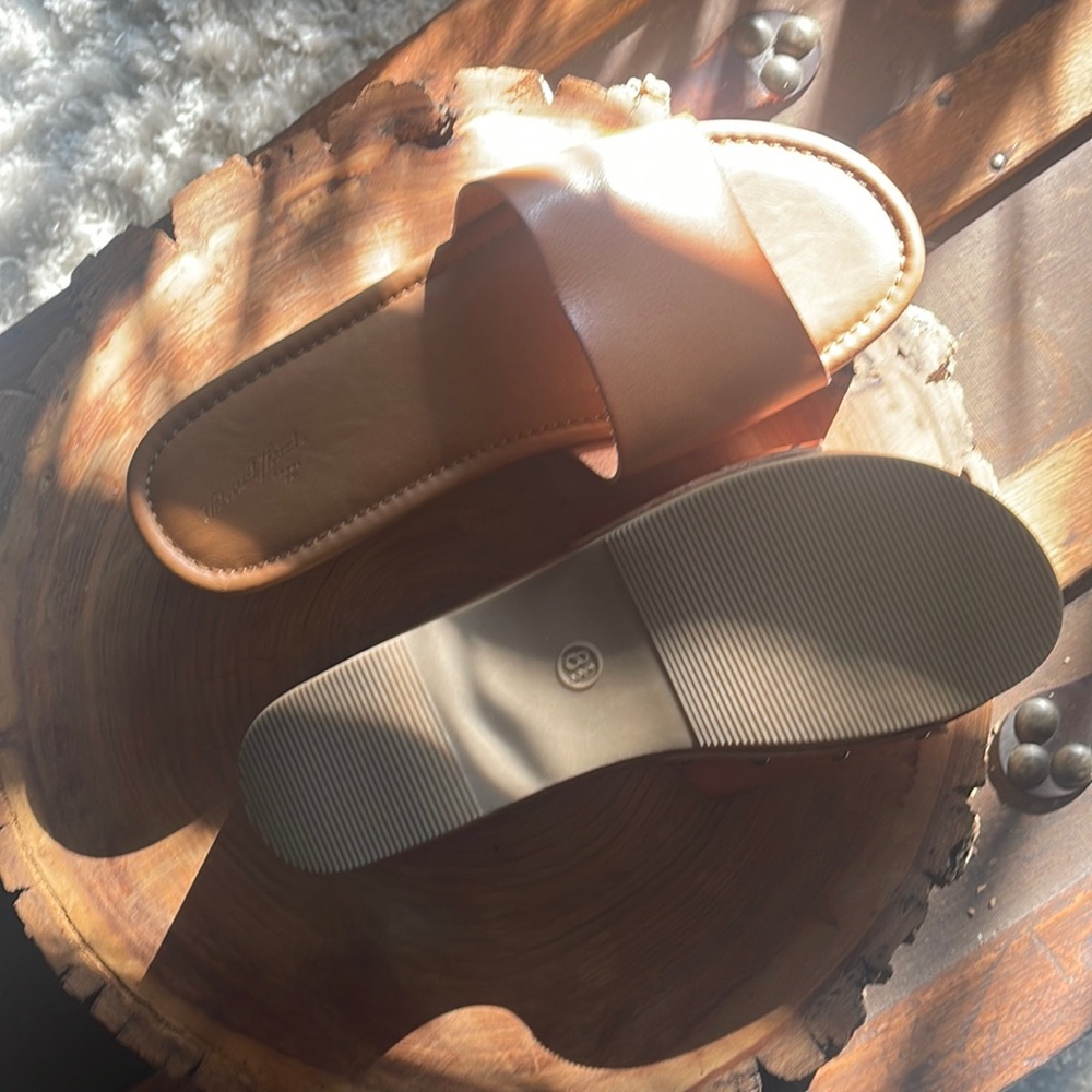 Leather Platform Sandals